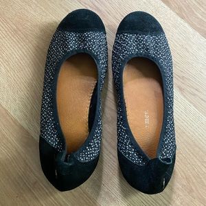 Bernie Mev Elastic Ballet Flats